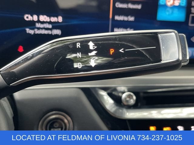2024 Cadillac LYRIQ Luxury 2