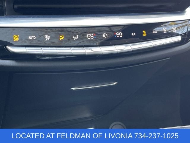 2024 Cadillac LYRIQ Sport 2