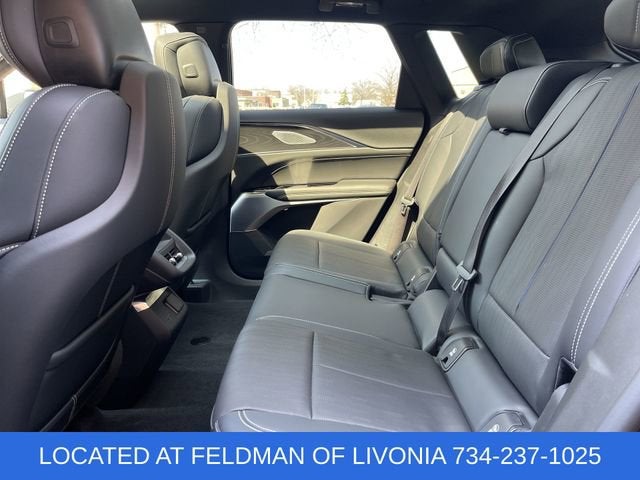 2024 Cadillac LYRIQ Sport 2