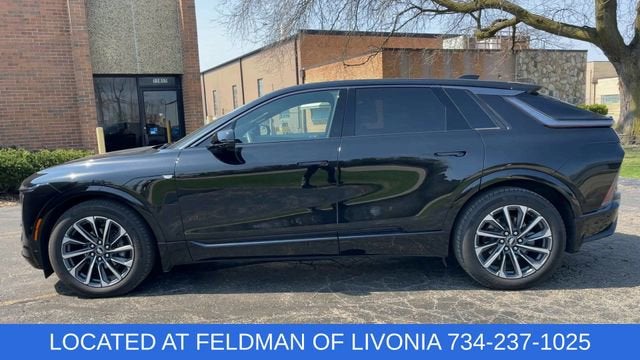 2024 Cadillac LYRIQ Sport 2