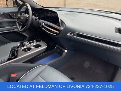 2024 Cadillac LYRIQ Sport 3