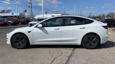2021 Tesla Model 3 Standard Range Plus Rear-Wheel Drive