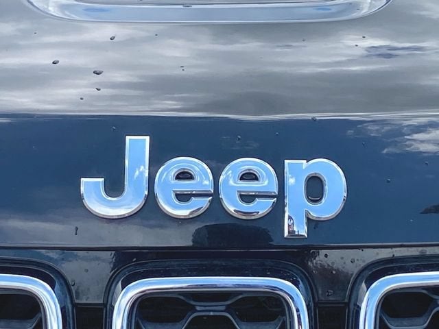 2020 Jeep Grand Cherokee Laredo E 4x2