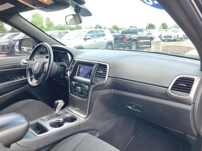 2020 Jeep Grand Cherokee Laredo E 4x2