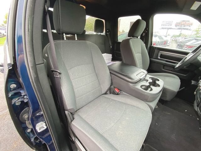 2022 RAM 1500 Classic Warlock Quad Cab 4x4 6'4" Box