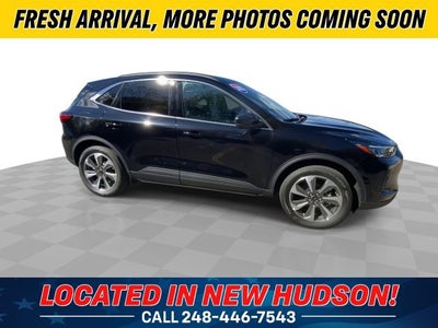 2025 Ford Escape Platinum