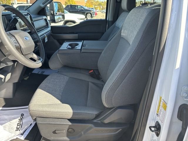 2025 Ford Super Duty F-350 SRW XL