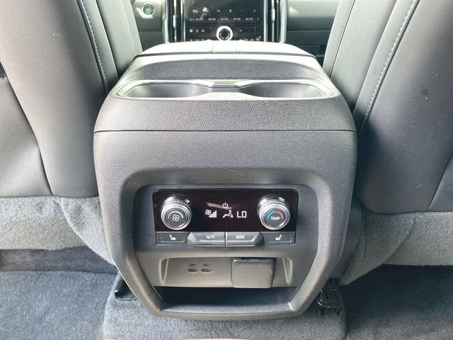 2024 GMC Acadia AT4