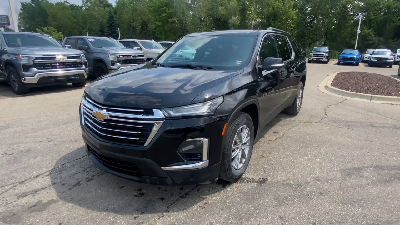 2023 Chevrolet Traverse LT Cloth