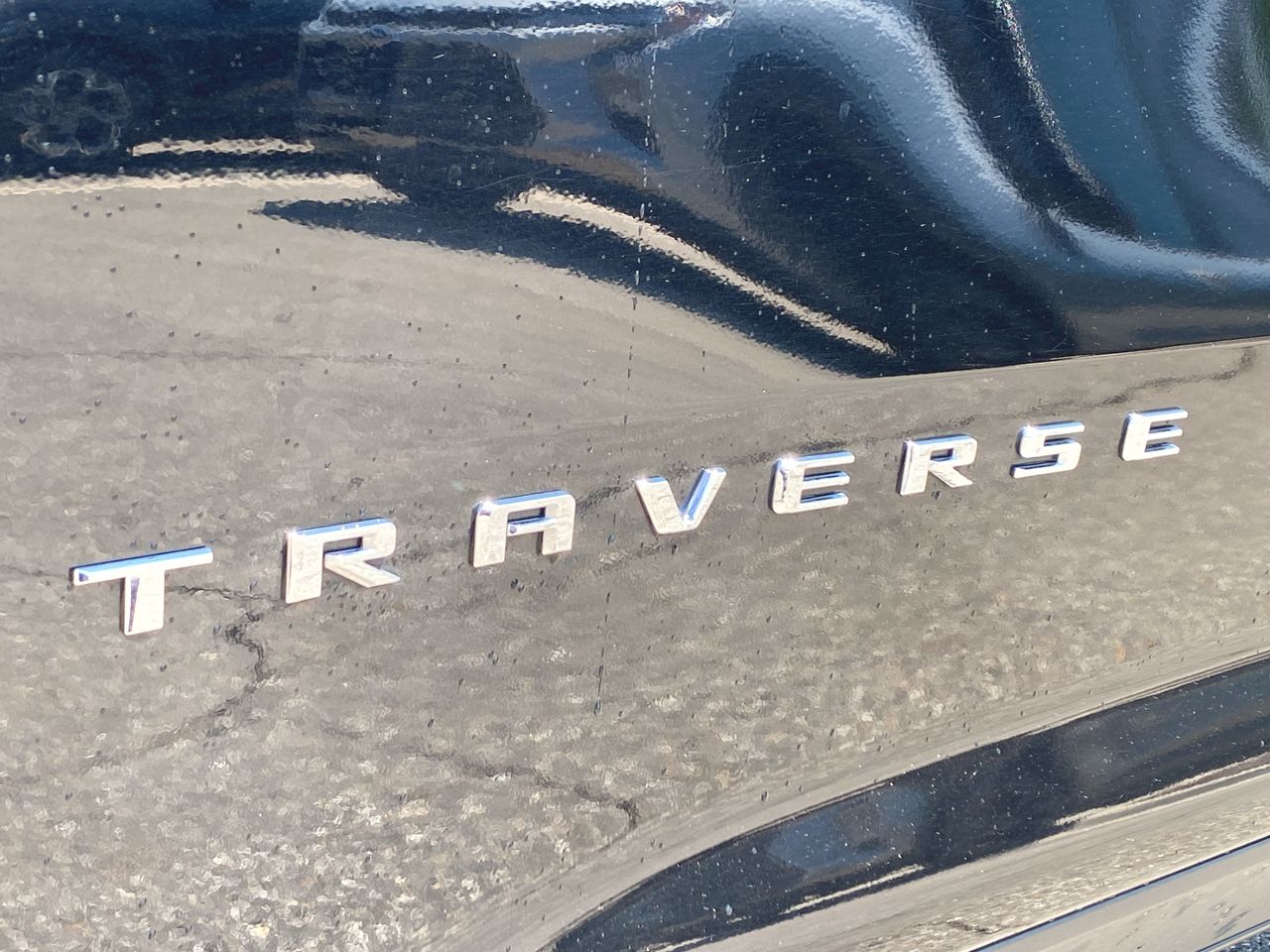 2024 Chevrolet Traverse LT
