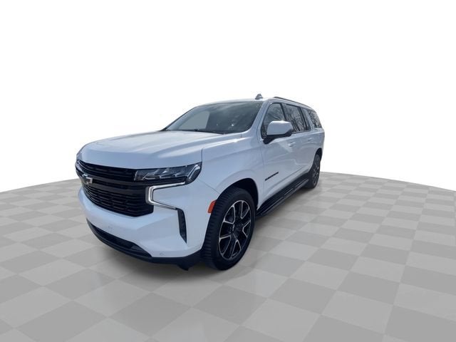 2023 Chevrolet Suburban RST