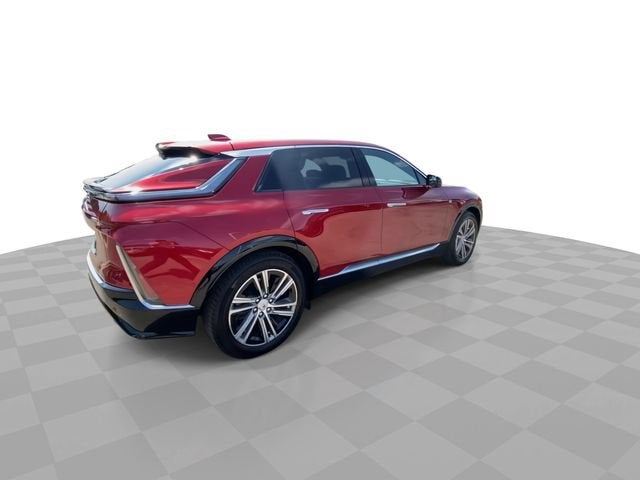 Used 2024 Cadillac LYRIQ Luxury 1 with VIN 1GYKPPRK5RZ115570 for sale in New Hudson, MI