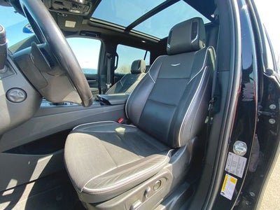 2023 Cadillac Escalade Sport