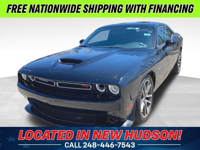 2023 Dodge Challenger R/T's photo