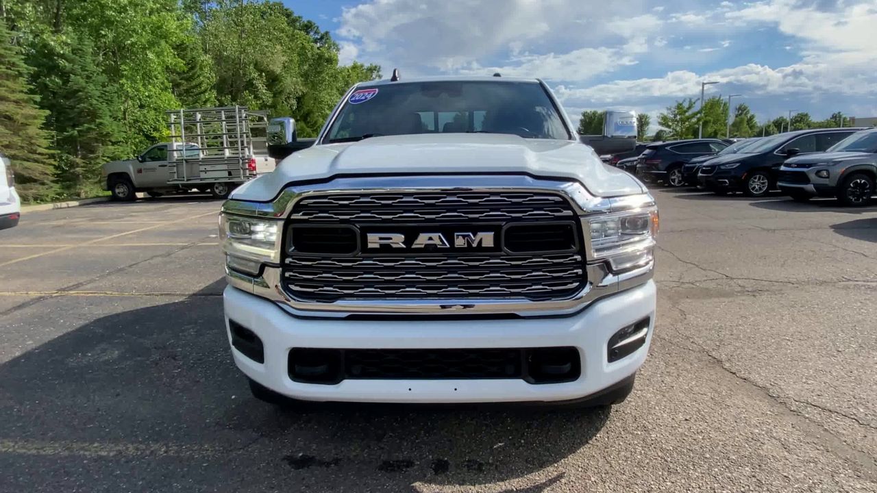 2024 RAM 2500 Limited Mega Cab 4x4 6'4" Box
