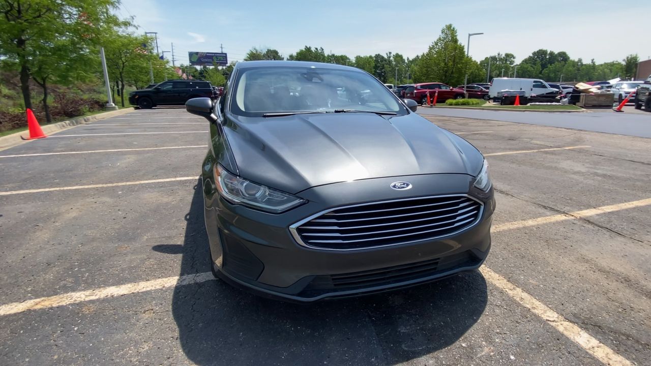 2020 Ford Fusion SE