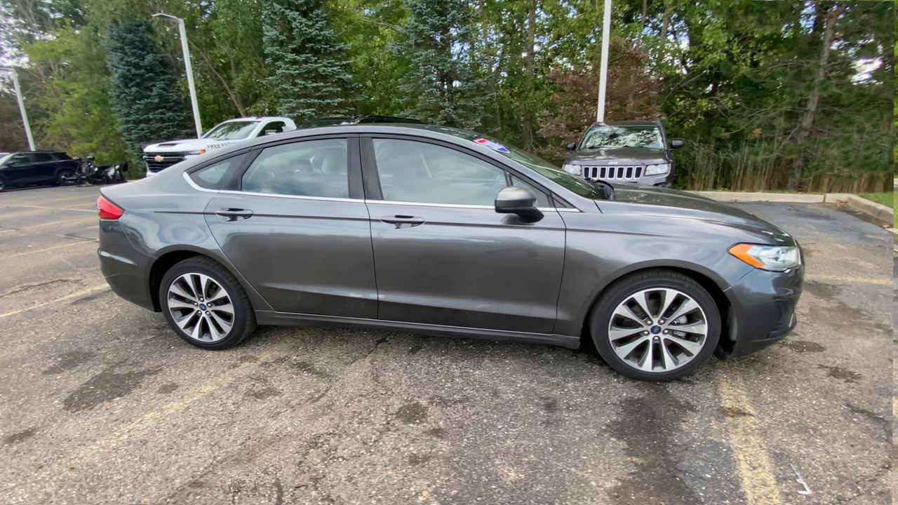 2020 Ford Fusion SE