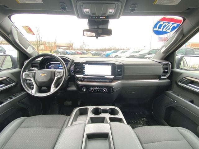 2022 Chevrolet Silverado 1500 LT (2FL)