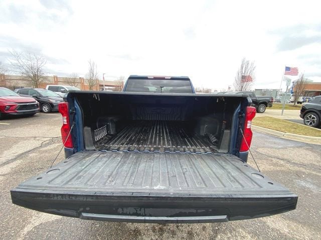 2022 Chevrolet Silverado 1500 LT (2FL)