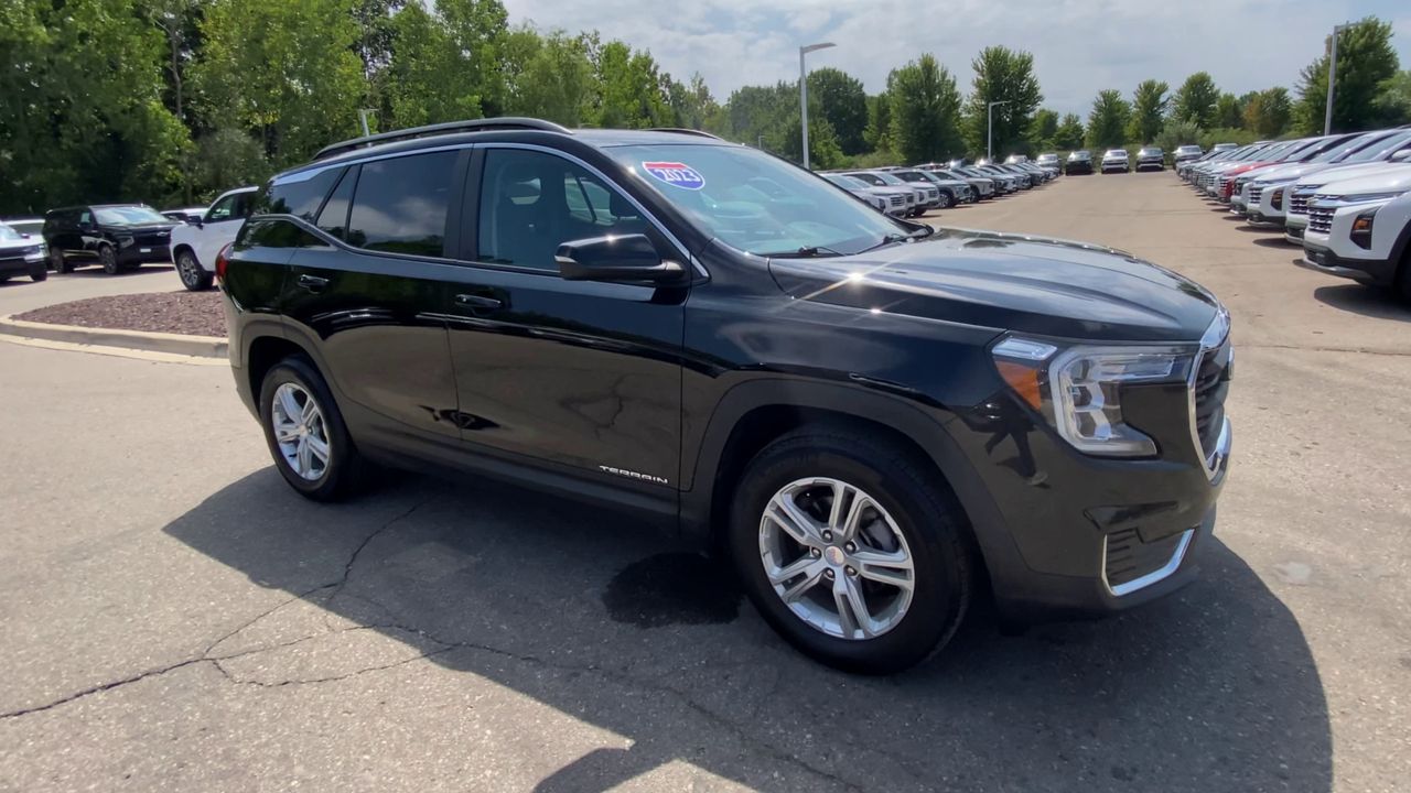 2023 GMC Terrain SLE