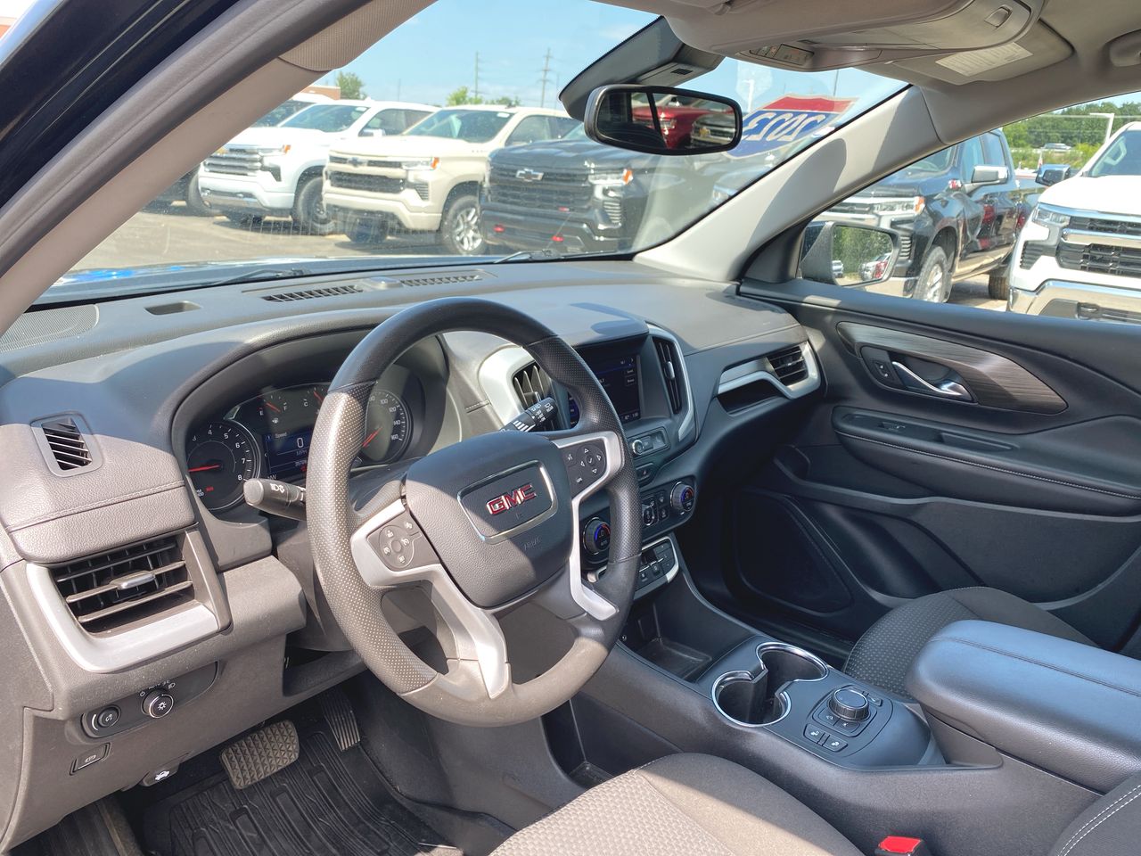 2023 GMC Terrain SLE