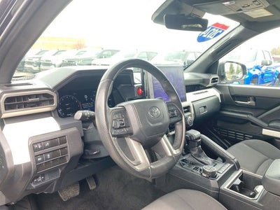 2024 Toyota Tacoma 4WD SR5