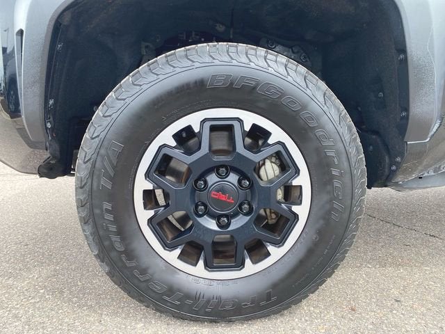 2024 Toyota Tacoma 4WD SR5
