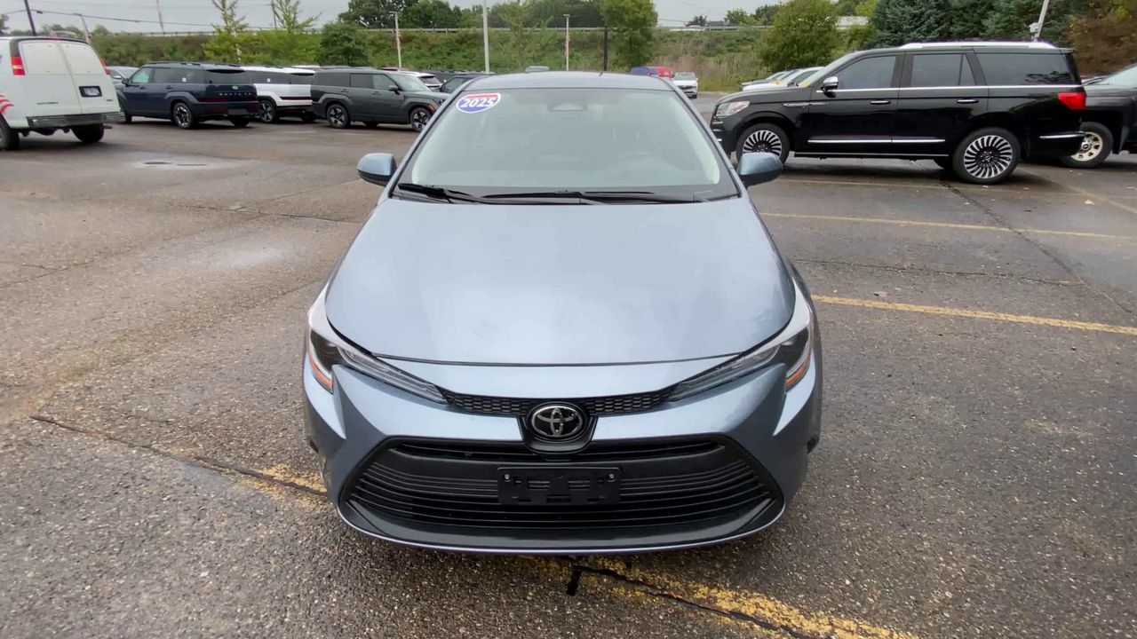 2025 Toyota Corolla LE