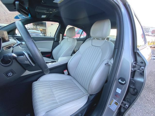 2023 Genesis G70 2.0T AWD