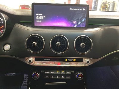 2023 Kia Stinger GT2