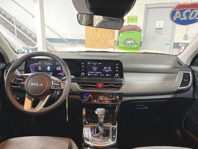 Photo 18