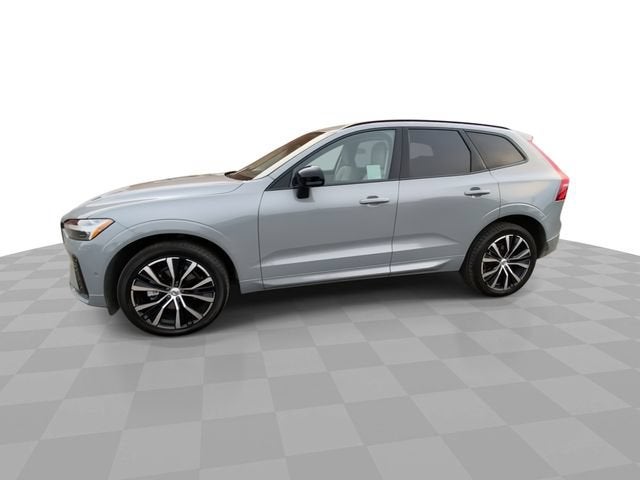 2025 Volvo XC60 B5 Plus
