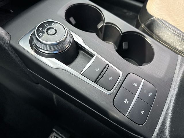 2022 Ford Escape Plug-In Hybrid Titanium
