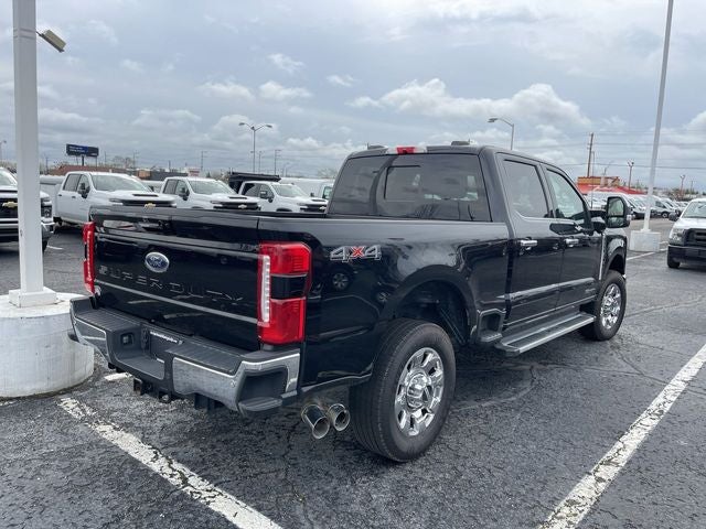 2023 Ford F-350SD Lariat