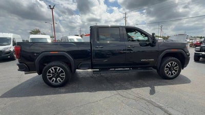2023 GMC Sierra 2500HD AT4