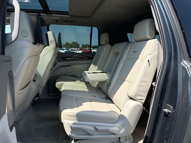 2022 Cadillac Escalade ESV Premium Luxury Platinum