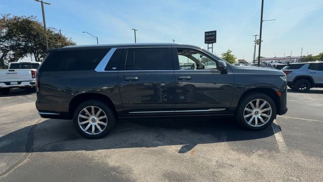 2022 Cadillac Escalade ESV Premium Luxury Platinum