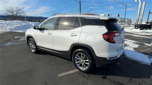 2022 GMC Terrain SLT