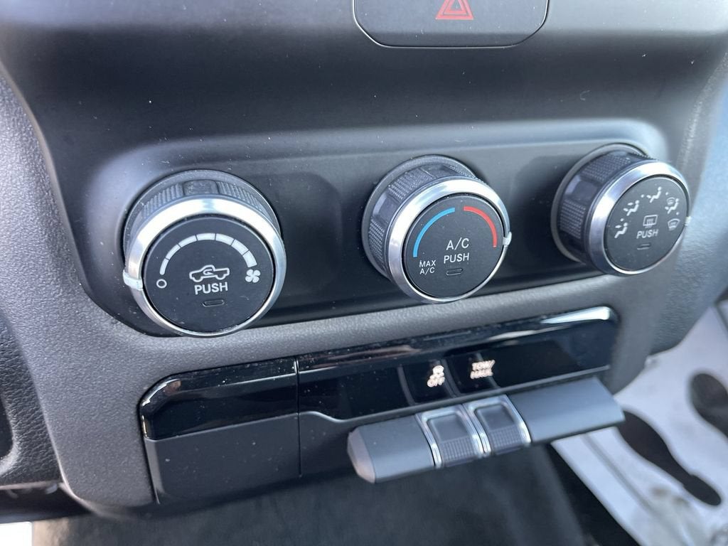 2021 RAM 1500 Big Horn Quad Cab 4x4 6'4" Box