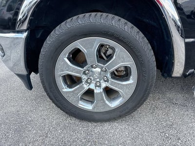 2020 RAM 1500 Big Horn Quad Cab 4x4 6'4" Box