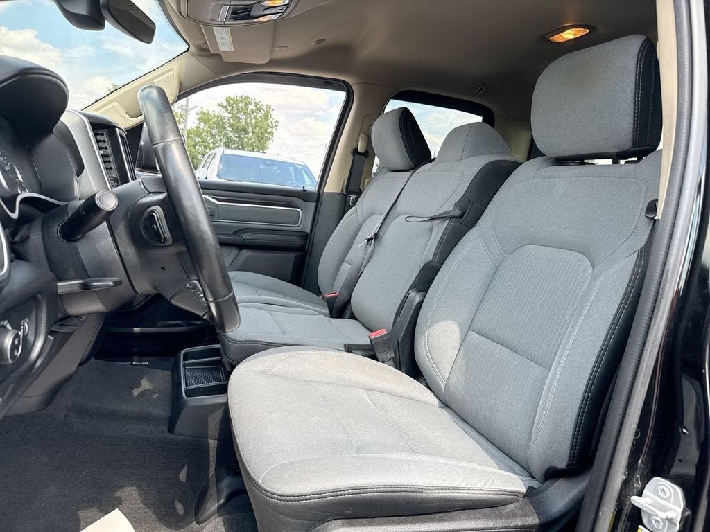 2020 RAM 1500 Big Horn Quad Cab 4x4 6'4" Box