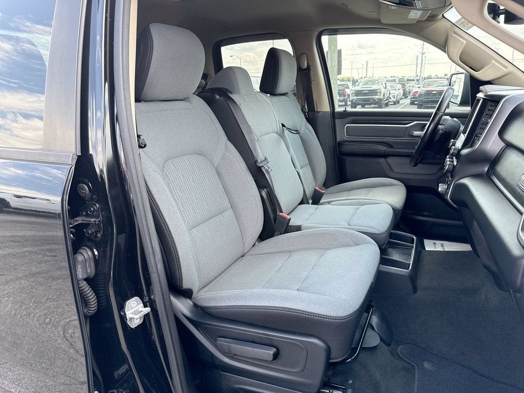 2020 RAM 1500 Big Horn Quad Cab 4x4 6'4" Box