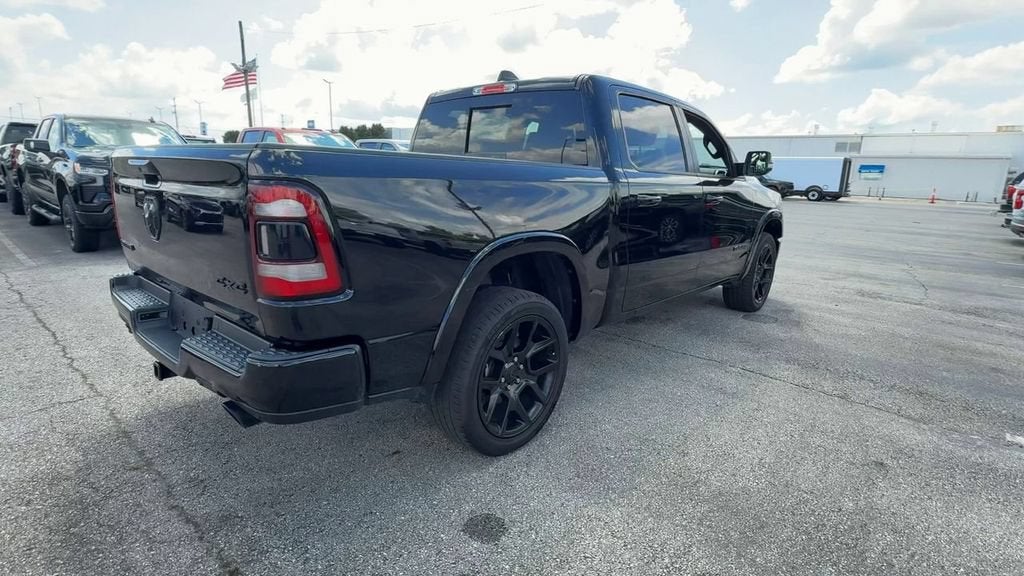 2021 RAM 1500 Laramie Crew Cab 4x4 5'7" Box