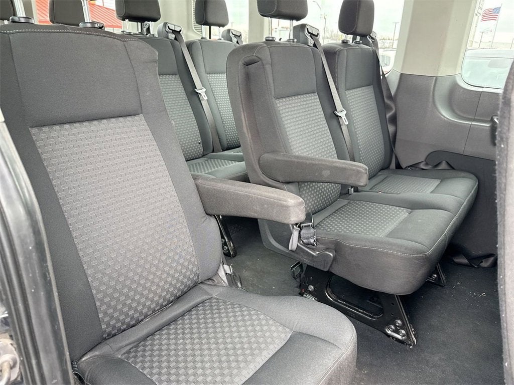 2022 Ford Transit Passenger Wagon XL