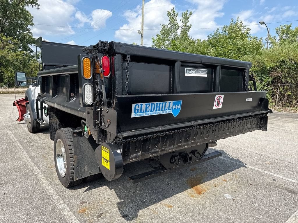 2014 Ford Super Duty F-550 DRW XL
