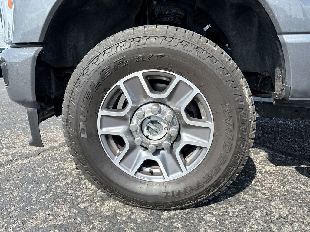 2023 Ford Super Duty F-250 SRW XLT