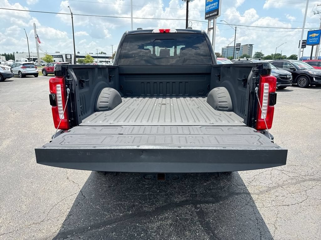 2023 Ford Super Duty F-350 SRW Lariat