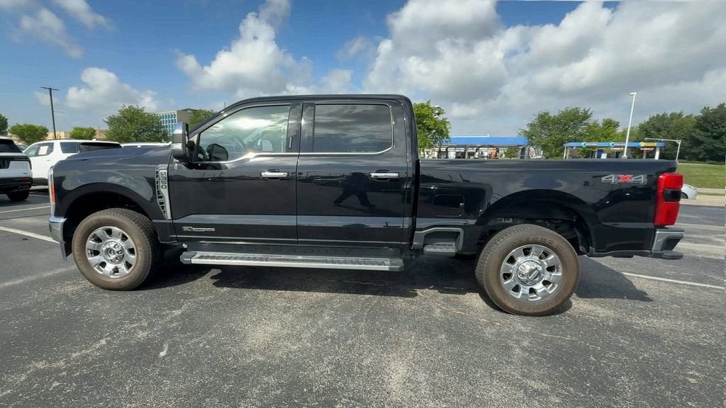 2023 Ford Super Duty F-350 SRW Lariat
