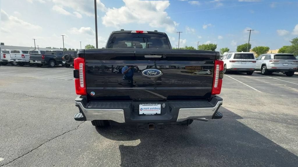2023 Ford Super Duty F-350 SRW Lariat