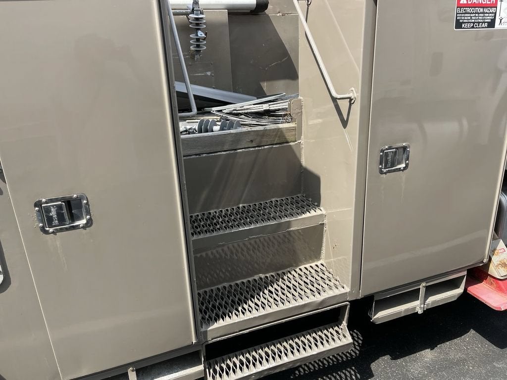 2007 FRT M2106S NA